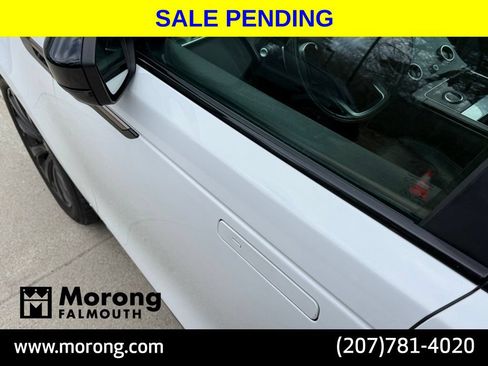 Used 2019 Land Rover Range Rover Velar R-Dynamic SE AWD/4WD image 24