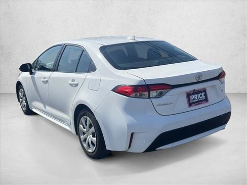 Certified 2022 Toyota Corolla LE image 7