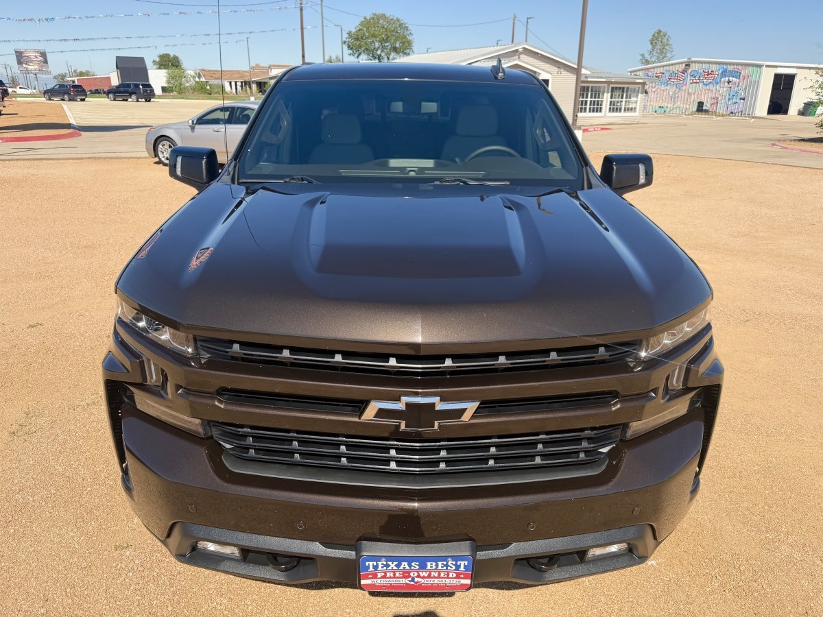 Used 2020 Chevrolet Silverado 1500 RST w/ Texas Edition AWD/4WD image 3