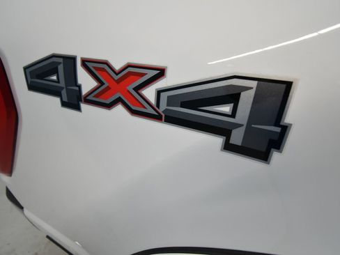 Used 2022 Ford F150 Lariat w/ Equipment Group 502A High image 44