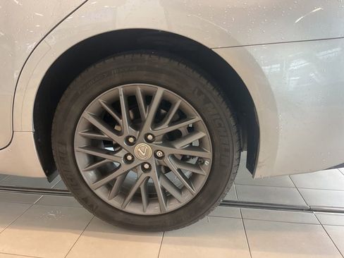 Used 2018 Lexus ES 350 w/ Premier Package FWD image 13
