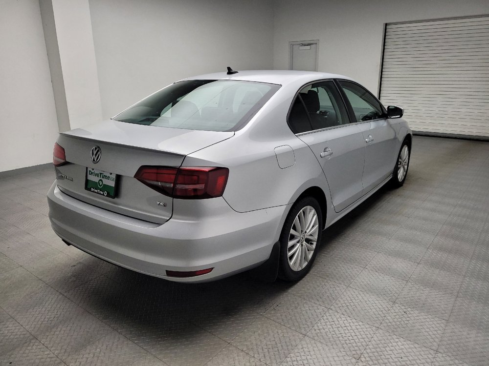 Used 2016 Volkswagen Jetta SEL w/ Lighting Package FWD image 9