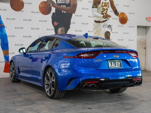 Used 2019 Kia Stinger GT2 image 23