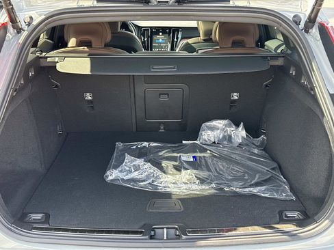 Certified 2026 Volvo V60 B5 Cross Country Plus w/ Climate Package image 18