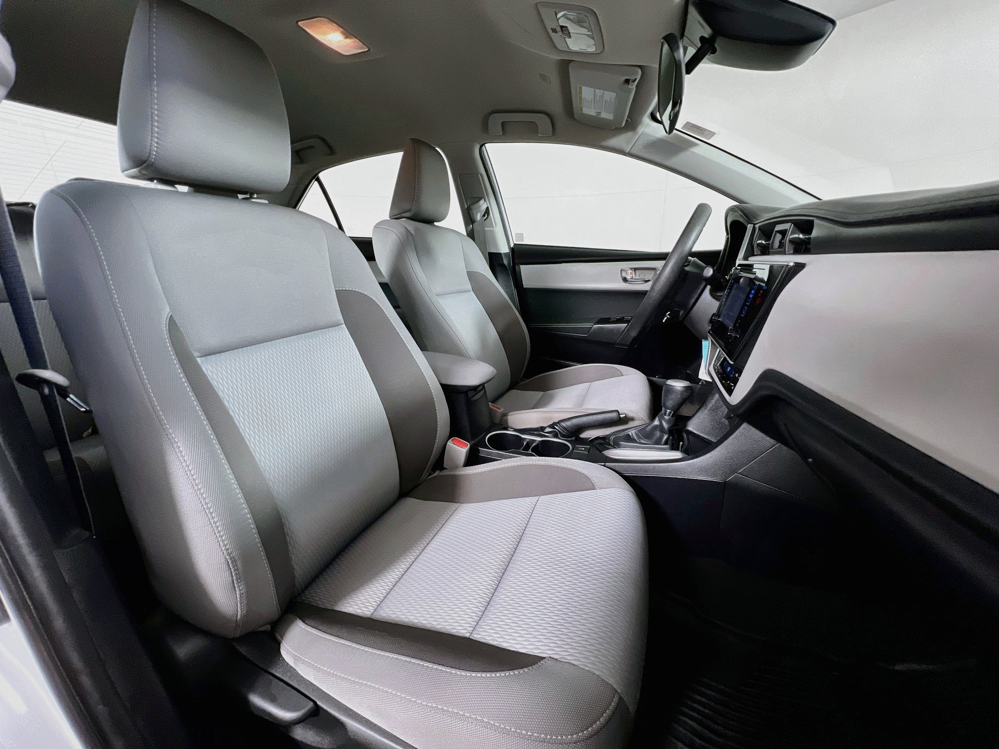 Certified 2019 Toyota Corolla LE FWD image 23