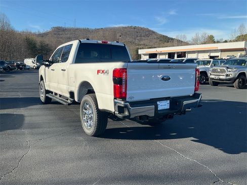 New 2026 Ford F250 Lariat w/ Chrome Package image 7