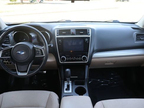Used 2018 Subaru Outback 2.5i Premium AWD/4WD image 15