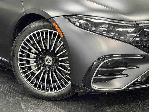 Used 2024 Mercedes-Benz EQS 450+ Sedan w/ AMG Line Exterior Package image 4