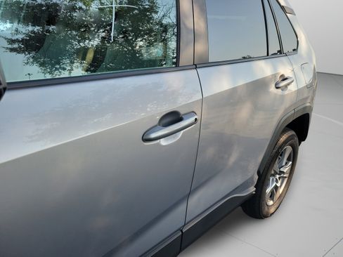 Used 2023 Toyota RAV4 XLE w/ Convenience Package FWD image 28