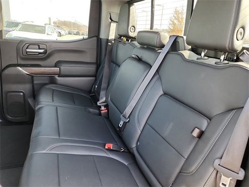 Used 2019 GMC Sierra 1500 SLT image 20
