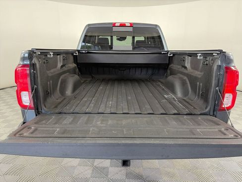 Used 2018 Chevrolet Silverado 1500 High Country AWD/4WD image 26