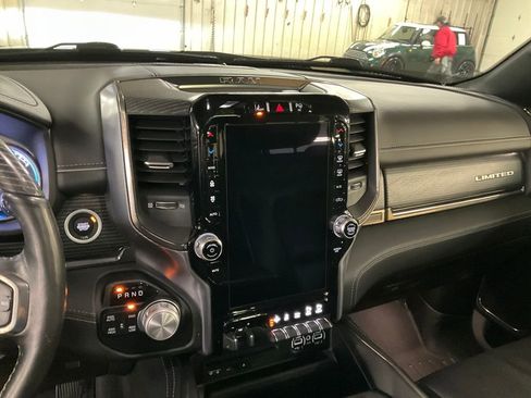 Used 2019 RAM 1500 Limited w/ Advanced Safety Group image 18