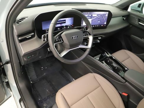 New 2026 Audi Q3 quattro 2.0T AWD/4WD image 15