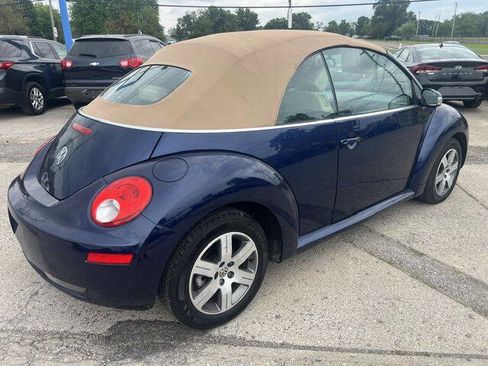 Used 2006 Volkswagen Beetle Convertible w/ Package 1 FWD image 6