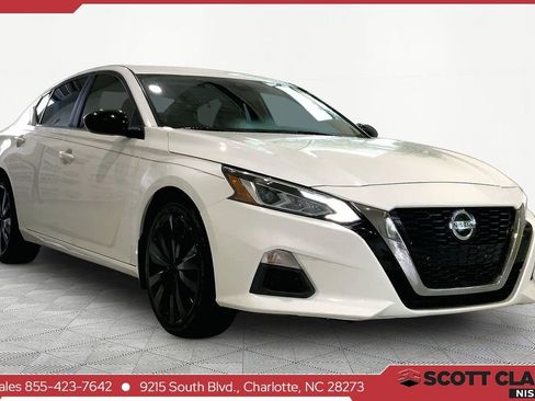 Used 2020 Nissan Altima 2.5 SR AWD/4WD image 1