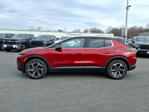 New 2026 Chevrolet Equinox EV LT image 6