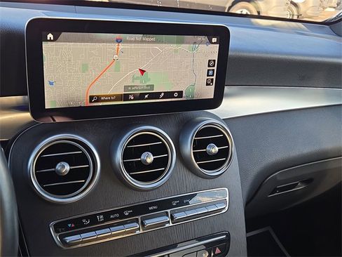 Certified 2022 Mercedes-Benz GLC 300 4MATIC image 12