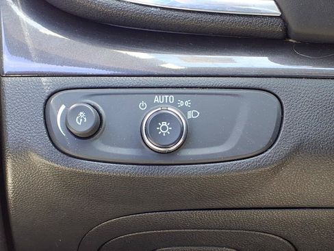 Used 2020 Buick Encore Preferred w/ Safety Package AWD/4WD image 19