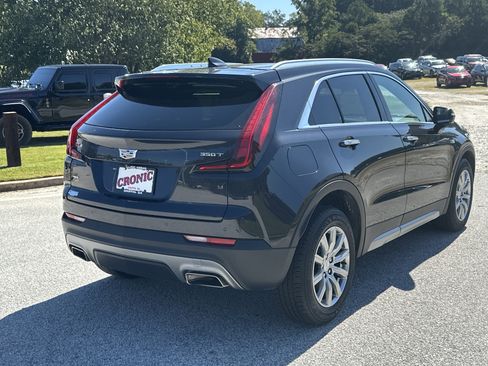 Used 2023 Cadillac XT4 Premium Luxury image 5