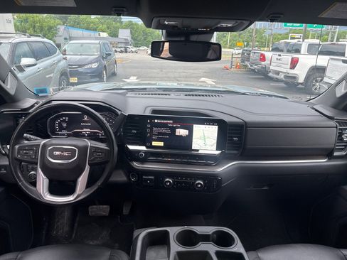 Used 2025 GMC Sierra 1500 SLT AWD/4WD image 29