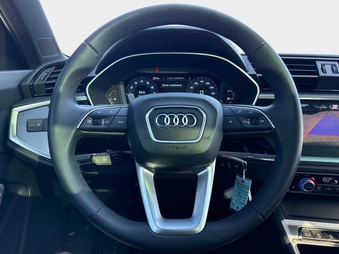 Certified 2025 Audi Q3 2.0T Premium AWD/4WD image 27
