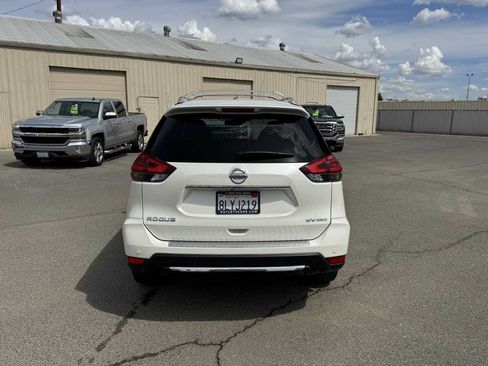 Used 2019 Nissan Rogue SV w/ Sun & Sound Touring Package AWD/4WD image 7