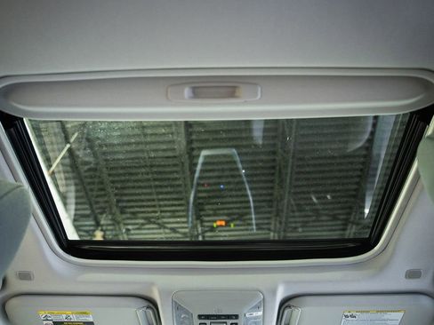 Used 2023 Toyota RAV4 XLE w/ Convenience Package AWD/4WD image 31