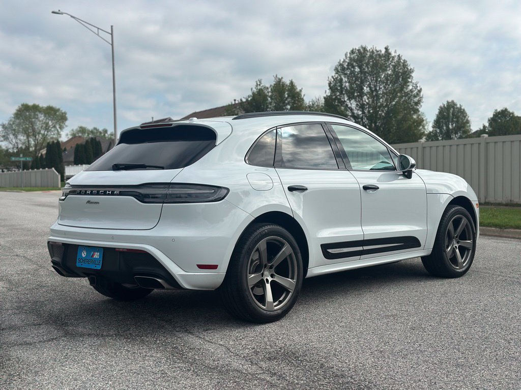 Used 2023 Porsche Macan AWD/4WD image 7