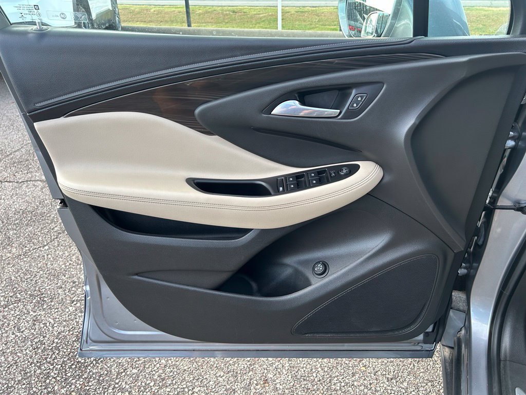 Used 2019 Buick Envision Preferred w/ LPO, Cargo Package FWD image 12