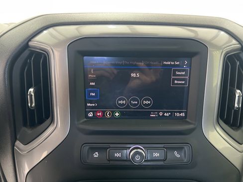 Used 2024 Chevrolet Silverado 2500 Custom w/ Custom Value Package image 12