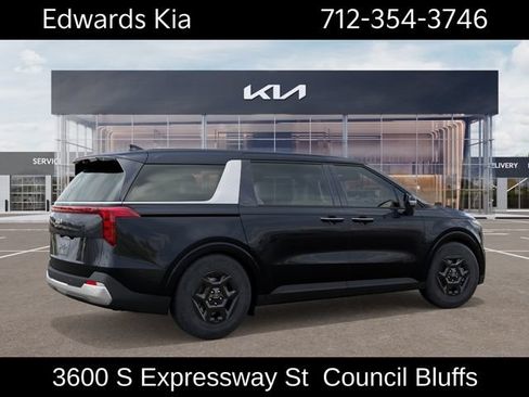 New 2027 Kia Carnival FWD image 7
