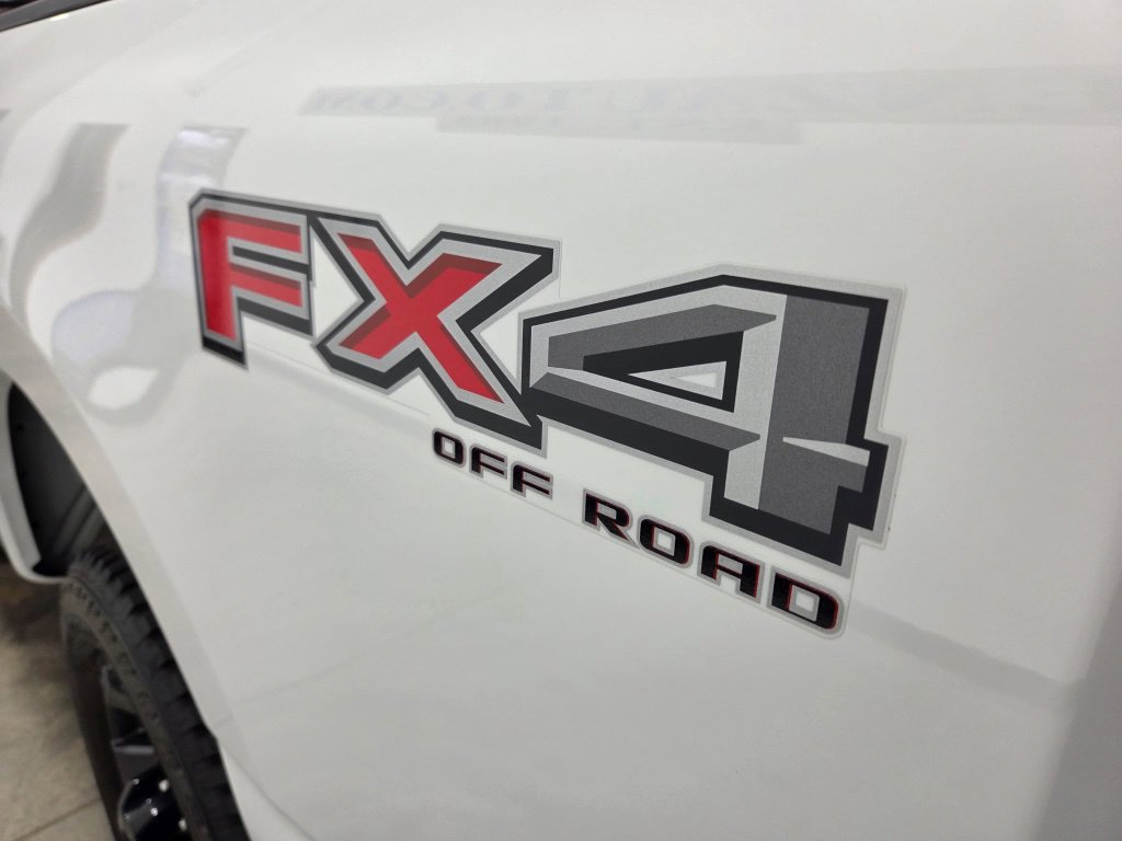 Used 2024 Ford F250 XLT w/ XLT Premium Package AWD/4WD image 15