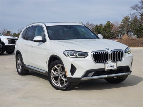 Used 2022 BMW X3 sDrive30i w/ Premium Package image 1