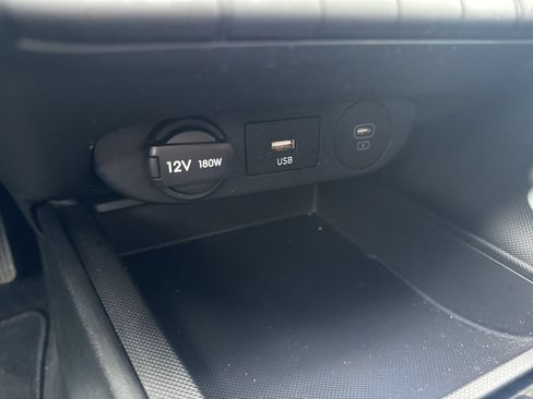 Certified 2026 Hyundai Elantra SE FWD image 24