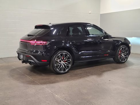 New 2026 Porsche Macan S image 7