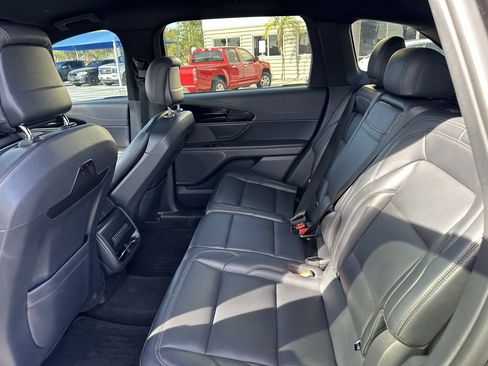 Used 2024 Lincoln Nautilus Premier w/ Jet Appearance Package image 18