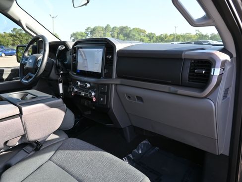 Used 2025 Ford F150 XLT w/ Equipment Group 301A Standard AWD/4WD image 15