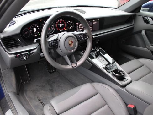 Used 2020 Porsche 911 Carrera 4S image 4