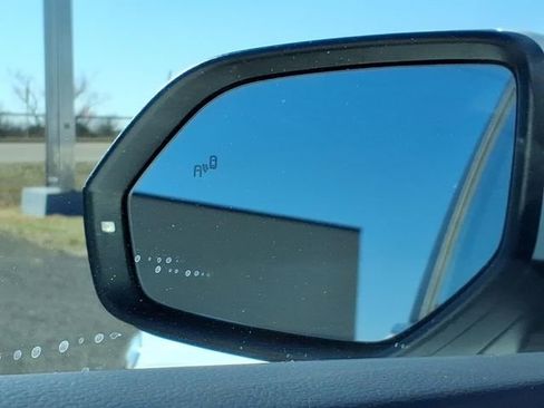 Used 2024 Volkswagen Atlas Cross Sport SEL R-Line image 18