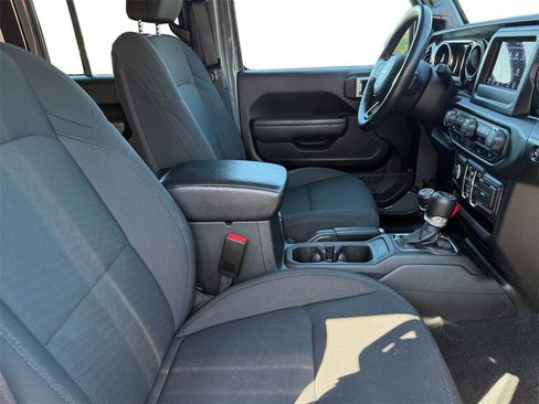 Certified 2022 Jeep Wrangler Unlimited Sport image 15