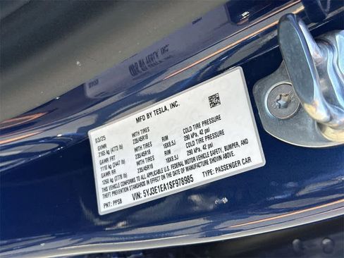 Used 2025 Tesla Model 3 Long Range image 10