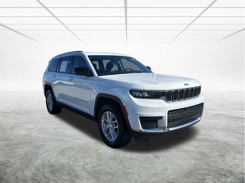Certified 2023 Jeep Grand Cherokee L Laredo image 2