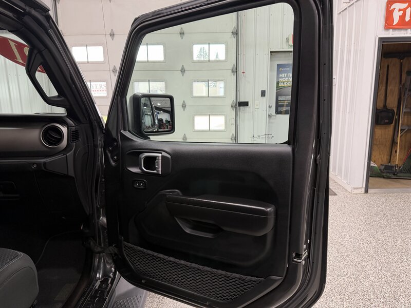Used 2021 Jeep Gladiator Sport w/ Quick Order Package 24Q 80Th AWD/4WD image 32