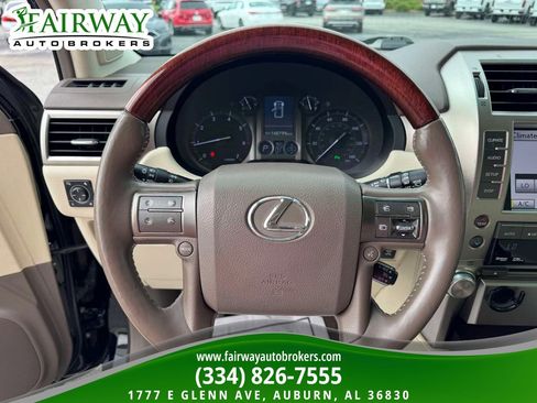 Used 2013 Lexus GX 460 Premium AWD/4WD image 18