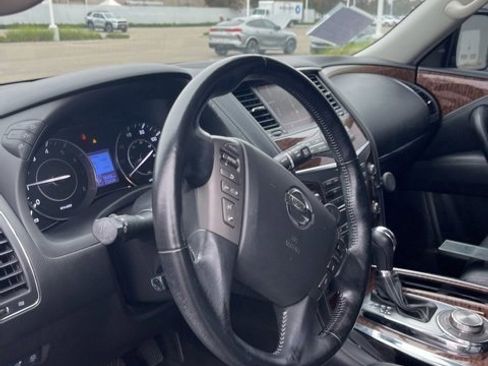Used 2020 Nissan Armada SL w/ Premium Package image 14