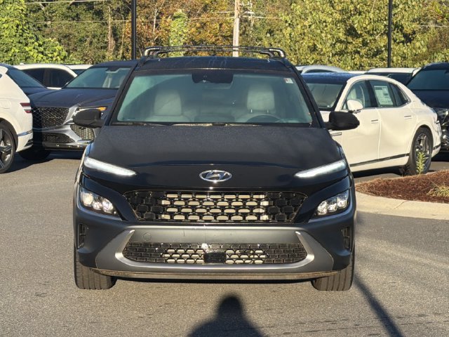 Used 2023 Hyundai Kona Limited FWD image 2
