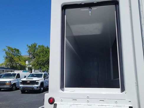 New 2024 Chevrolet Express 3500 w/ Power Convenience Package image 10