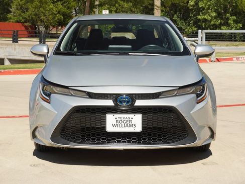 Used 2022 Toyota Corolla LE FWD image 8