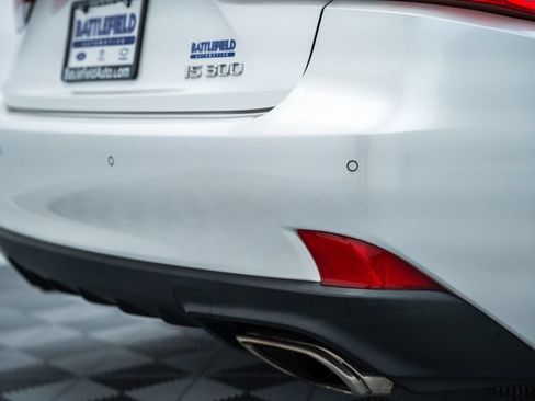 Used 2020 Lexus IS 300 w/ Navigation Package RWD image 8