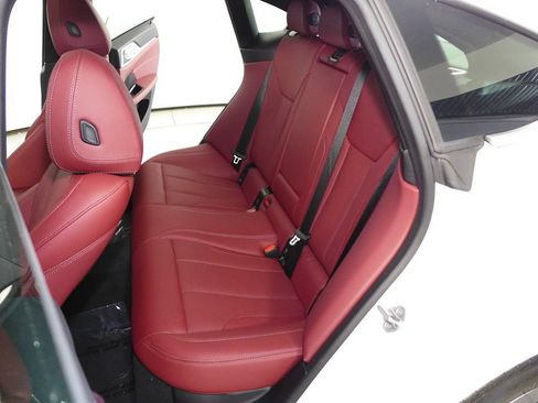 Used 2023 BMW i4 eDrive40 RWD image 21